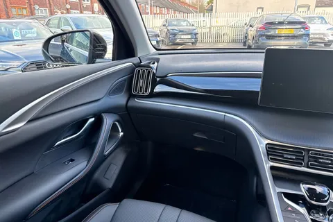  BYD Sealion 5 1.5 DM-i 12.96kWh Comfort CVT Auto Euro 6 (s/s) 5dr Thumbnail #15