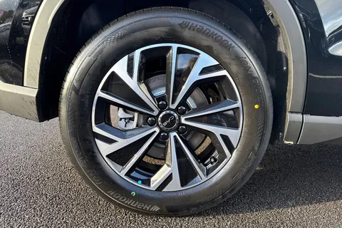  BYD Sealion 5 1.5 DM-i 12.96kWh Comfort CVT Auto Euro 6 (s/s) 5dr Thumbnail #23