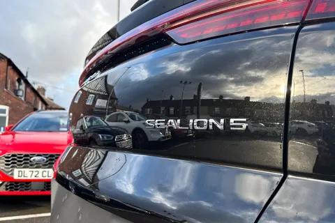  BYD Sealion 5 1.5 DM-i 12.96kWh Comfort CVT Auto Euro 6 (s/s) 5dr Thumbnail #26