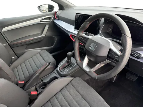 7 of 39 for SEAT Ibiza 1.0 TSI 115 FR Sport 5dr DSG **DELIVERY MILEAGE**