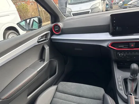 14 of 39 for SEAT Ibiza 1.0 TSI 115 FR Sport 5dr DSG **DELIVERY MILEAGE**