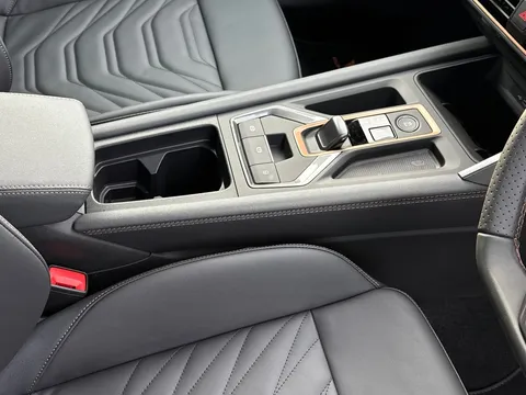 KM75HRG CUPRA Leon 1.5 eHybrid 204 V3 5dr DSG ** DELIVERY MILEAGE** Thumbnail #20