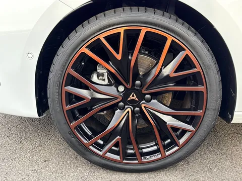 KM75HRG CUPRA Leon 1.5 eHybrid 204 V3 5dr DSG ** DELIVERY MILEAGE** Thumbnail #23