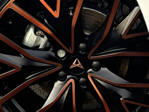 KM75HRG CUPRA Leon 1.5 eHybrid 204 V3 5dr DSG ** DELIVERY MILEAGE** Thumbnail #43