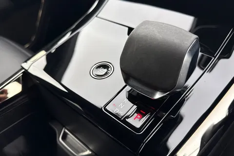 14 of 48 for Land Rover Range Rover Sport 3.0 D300 Dynamic SE 5dr