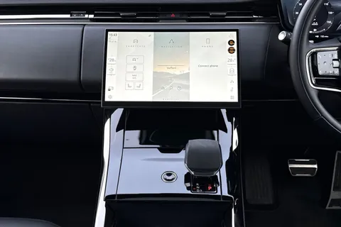 15 of 48 for Land Rover Range Rover Sport 3.0 D300 Dynamic SE 5dr