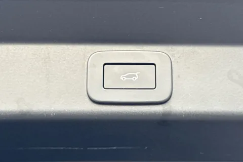 31 of 48 for Land Rover Range Rover Sport 3.0 D300 Dynamic SE 5dr