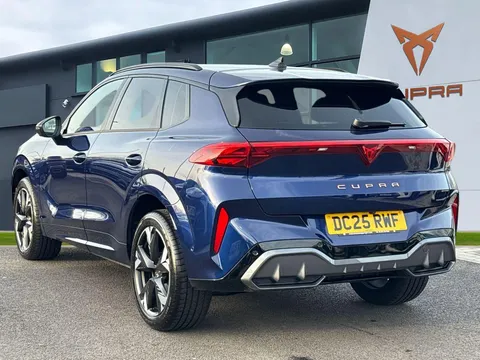 DC25RWF CUPRA Terramar 1.5 eTSI 150 V2 5dr DSG Thumbnail #3