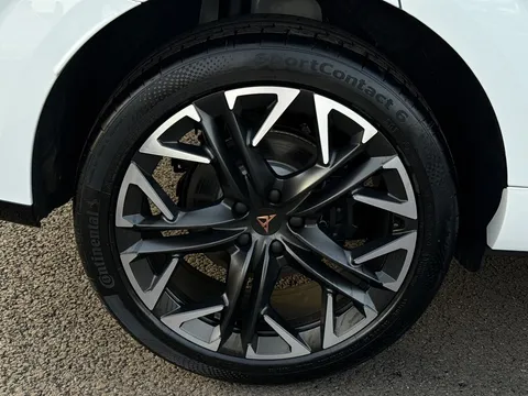 KM75HXF CUPRA Terramar 2.0 TSI 265 VZ2 5dr DSG 4Drive **DELIVERY MILEAGE** Thumbnail #7