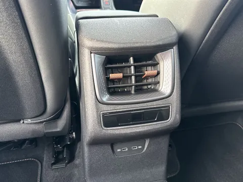 DC25RWF CUPRA Terramar 1.5 eTSI 150 V2 5dr DSG Thumbnail #31