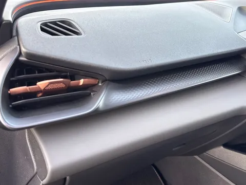 DC25RWF CUPRA Terramar 1.5 eTSI 150 V2 5dr DSG Thumbnail #32