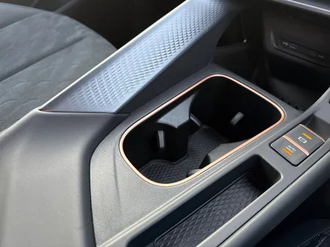 DC25RWF CUPRA Terramar 1.5 eTSI 150 V2 5dr DSG Thumbnail #39