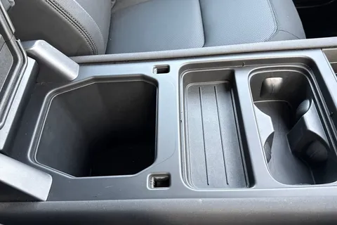 DP72HFH Land Rover Defender 90 3.0 D250 MHEV X-Dynamic SE SUV 3dr Diesel Auto 4WD Euro 6 (s/s) (250 ps) Thumbnail #48