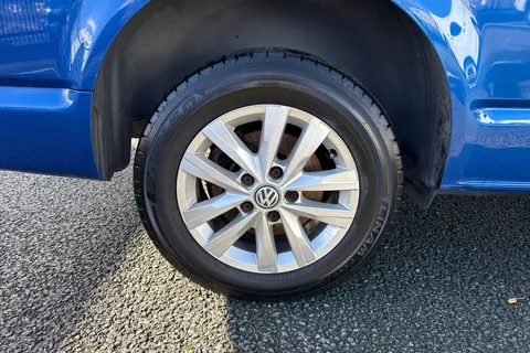 CX72NTE Volkswagen Transporter 2.0 TDI T30 Highline FWD SWB Euro 6 (s/s) 5dr Thumbnail #13