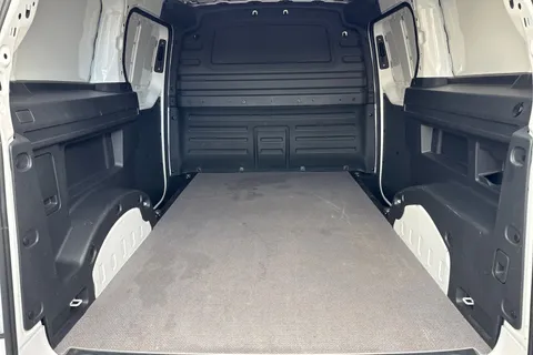 CX75HZH Volkswagen Id. Buzz Cargo Pro 79kWh Commerce Auto 4Motion 5dr Thumbnail #8