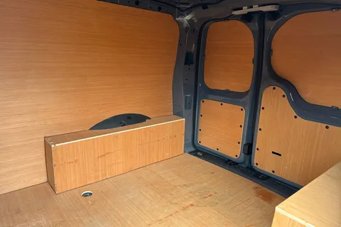 CX25LLR Volkswagen Caddy 2.0 TDI C20 Commerce SWB Euro 6 (s/s) 5dr Thumbnail #19