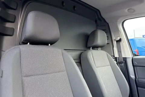 CX25LLR Volkswagen Caddy 2.0 TDI C20 Commerce SWB Euro 6 (s/s) 5dr Thumbnail #24