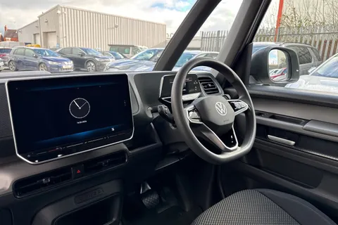 CX75HZH Volkswagen Id. Buzz Cargo Pro 79kWh Commerce Auto 4Motion 5dr Thumbnail #19