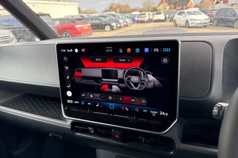 CX75HZH Volkswagen Id. Buzz Cargo Pro 79kWh Commerce Auto 4Motion 5dr Thumbnail #23