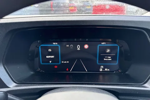 CX25LLR Volkswagen Caddy 2.0 TDI C20 Commerce SWB Euro 6 (s/s) 5dr Thumbnail #31