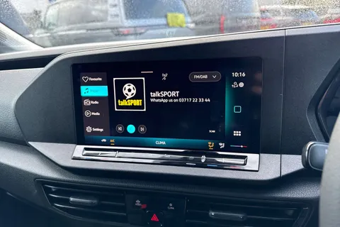 CX25LLR Volkswagen Caddy 2.0 TDI C20 Commerce SWB Euro 6 (s/s) 5dr Thumbnail #35