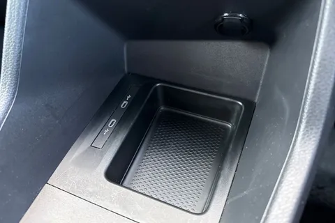 CX25LLR Volkswagen Caddy 2.0 TDI C20 Commerce SWB Euro 6 (s/s) 5dr Thumbnail #41