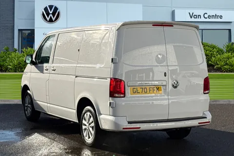 GL70FFK Volkswagen Transporter 2.0 TDI T28 Highline DSG FWD SWB Euro 6 (s/s) 5dr Thumbnail #3