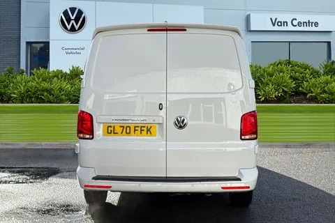 GL70FFK Volkswagen Transporter 2.0 TDI T28 Highline DSG FWD SWB Euro 6 (s/s) 5dr Thumbnail #5