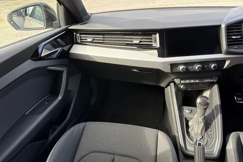 PN75FOT Audi A1 Black Edition 30 TFSI  116 PS S tronic Thumbnail #20