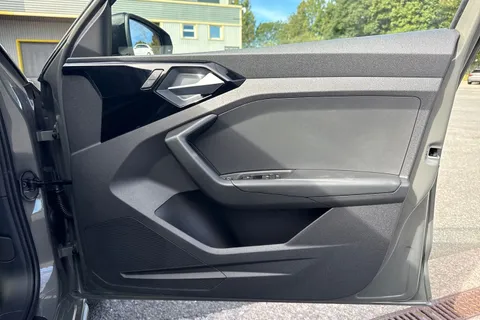 PN75FOT Audi A1 Black Edition 30 TFSI  116 PS S tronic Thumbnail #40