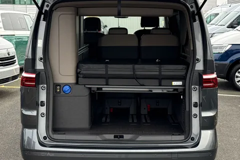 KY25PSZ Volkswagen California 2.0 TDI Ocean 5dr DSG Thumbnail #8