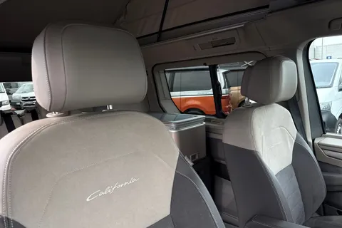 KY25PSZ Volkswagen California 2.0 TDI Ocean 5dr DSG Thumbnail #25