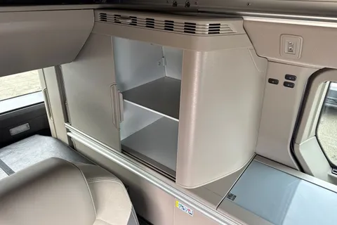 KY25PSZ Volkswagen California 2.0 TDI Ocean 5dr DSG Thumbnail #48