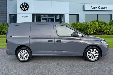 DF75MKV Volkswagen Caddy C20 Cargo Commerce Pro SWB 150 PS 1.5 TSI eHybrid 6sp DSG - Nav Thumbnail #4