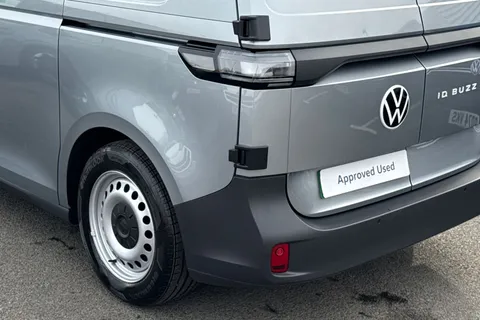 KY74RFK Volkswagen Id. Buzz Cargo 210kW Commerce 79kWh Auto Thumbnail #9