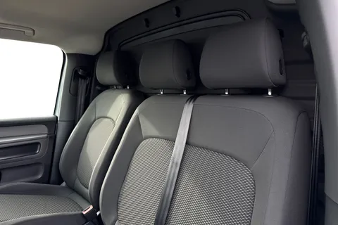 KY74RFK Volkswagen Id. Buzz Cargo 210kW Commerce 79kWh Auto Thumbnail #17