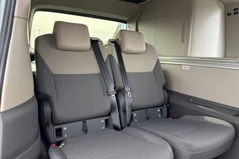 DH75EVG Volkswagen California Coast T7 SWB 150 PS DSG - Parking Heater / Delivery Mileage Thumbnail #19