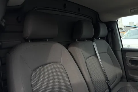 KY74RFK Volkswagen Id. Buzz Cargo 210kW Commerce 79kWh Auto Thumbnail #25