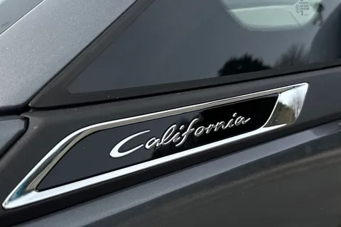 DH75EVG Volkswagen California Coast T7 SWB 150 PS DSG - Parking Heater / Delivery Mileage Thumbnail #27