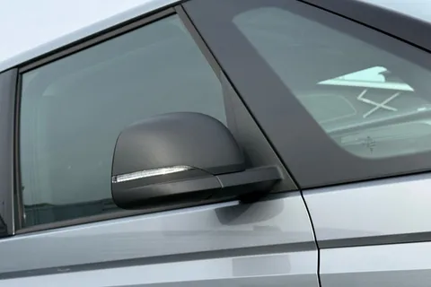 KY74RFK Volkswagen Id. Buzz Cargo 210kW Commerce 79kWh Auto Thumbnail #28