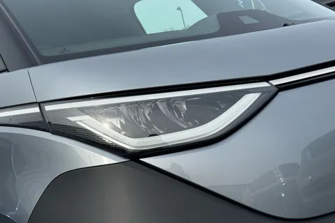 KY74RFK Volkswagen Id. Buzz Cargo 210kW Commerce 79kWh Auto Thumbnail #29