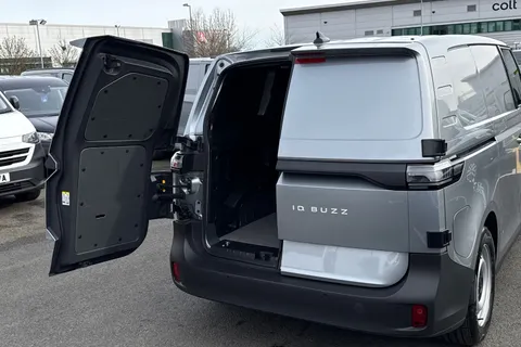 KY74RFK Volkswagen Id. Buzz Cargo 210kW Commerce 79kWh Auto Thumbnail #40