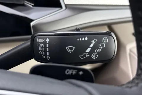 DH75EVG Volkswagen California Coast T7 SWB 150 PS DSG - Parking Heater / Delivery Mileage Thumbnail #48