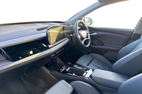 RE74SNX Audi Q6 E-Tron Q6 SUV Sport e-tron performance  225,00 kW Thumbnail #16