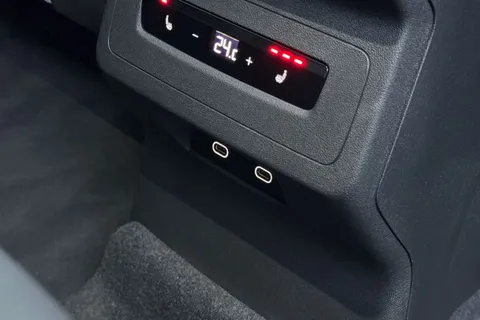 PX75YWB Audi Q6 E-Tron Q6 SUV S line e-tron performance  225,00 kW Thumbnail #40