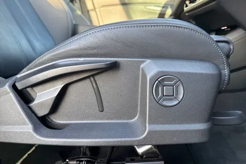 RE74SNX Audi Q6 E-Tron Q6 SUV Sport e-tron performance  225,00 kW Thumbnail #46