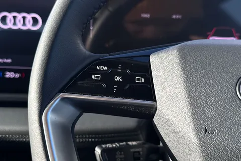 RE74SNX Audi Q6 E-Tron Q6 SUV Sport e-tron performance  225,00 kW Thumbnail #50