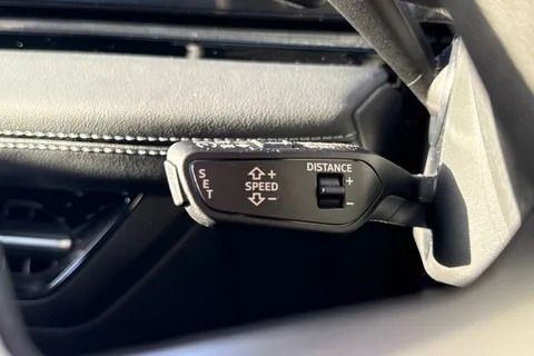 RE74SNX Audi Q6 E-Tron Q6 SUV Sport e-tron performance  225,00 kW Thumbnail #53