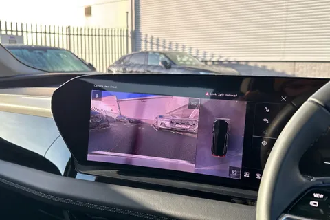 RE74SNX Audi Q6 E-Tron Q6 SUV Sport e-tron performance  225,00 kW Thumbnail #54