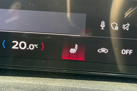 RE74SNX Audi Q6 E-Tron Q6 SUV Sport e-tron performance  225,00 kW Thumbnail #61